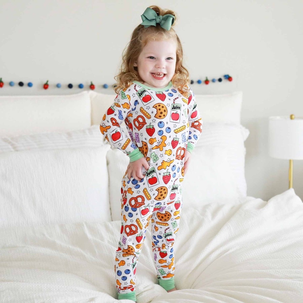 Caden lane 2 piece pajama bamboo- snack time